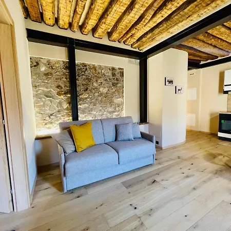 La Casina Di Vigo Apartment *